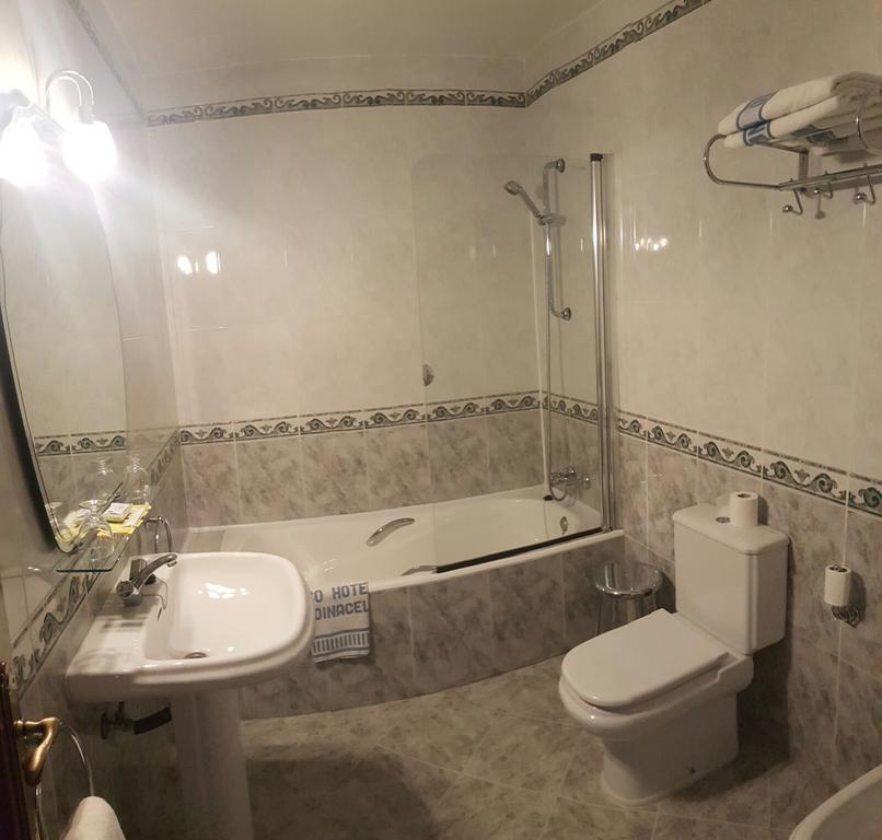 Hotel Nico Medinaceli Buitenkant foto